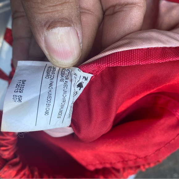 Nike Drawstring Backpack String Bag Red White Workout Athletes Gym Mini Bag - Picture 11 of 12